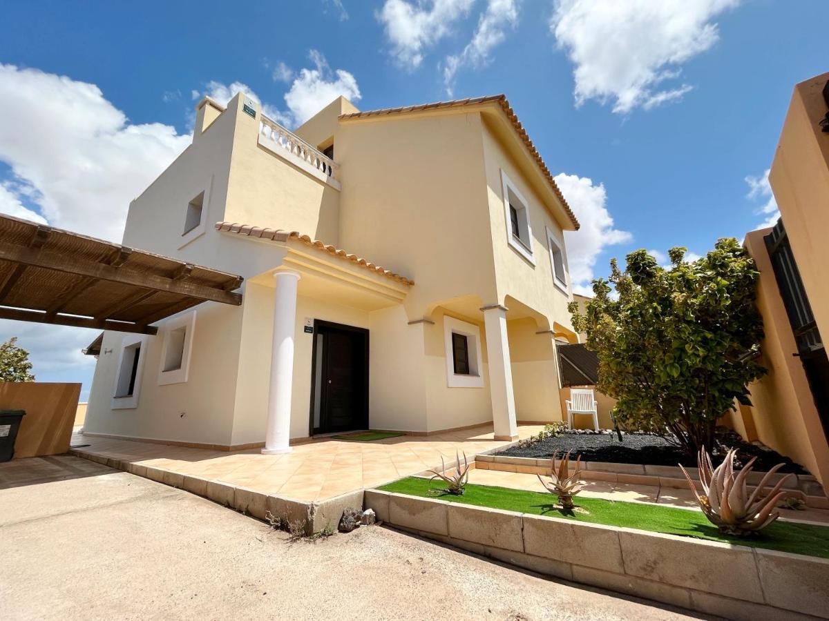 Ftv Holidays Homes Corralejo Exterior photo